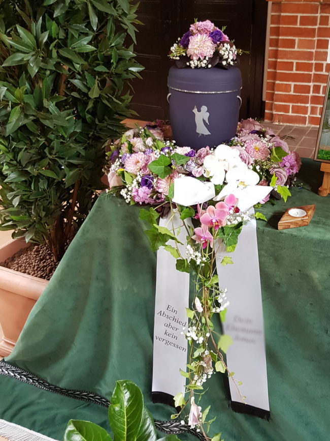 Trauerfloristik